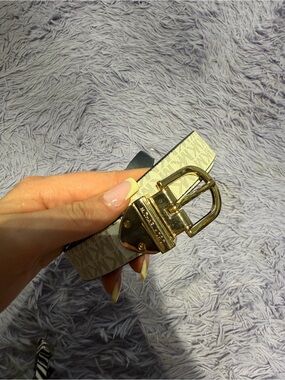 Reversible michael kors belt